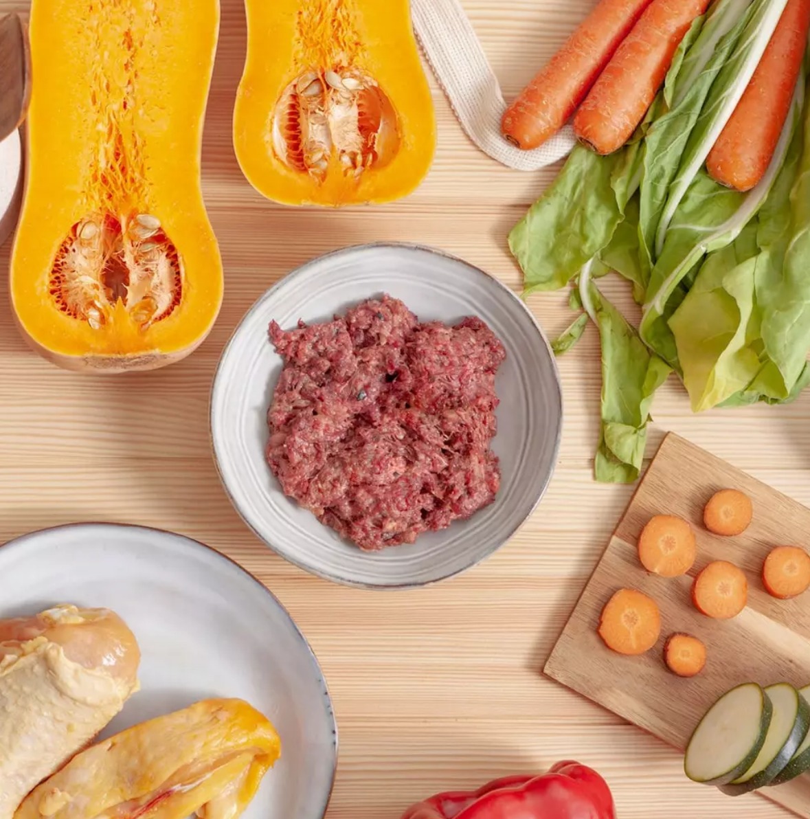 MENU COMPLETO BARF DE POLLO CON VERDURAS FRESCAS - WILD BALANCE - Imagen 2