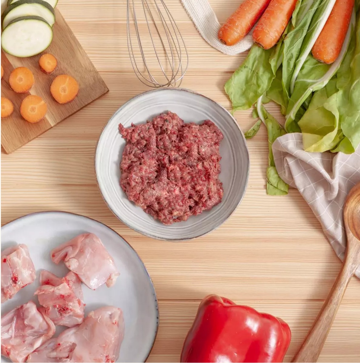 MENU COMPLETO BARF DE CONEJO CON VERDURAS FRESCAS - WILD BALANCE - Imagen 2